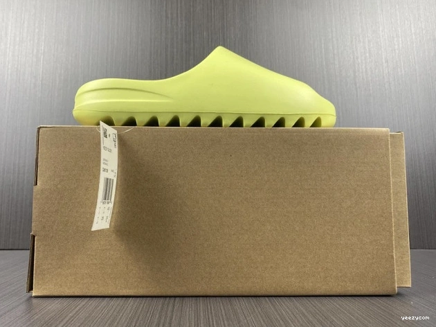 Slide GX6138 Adidas Yeezy Green 0710